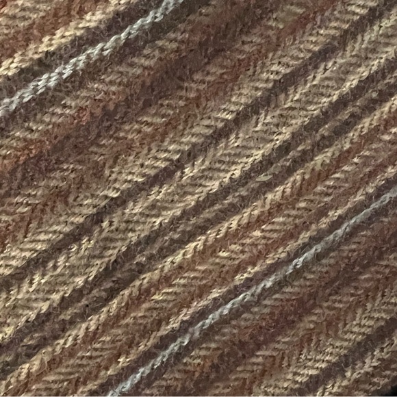 Perry Ellis 100% Wool Unisex Striped Scarf with Fringe EUC - Picture 5 of 6